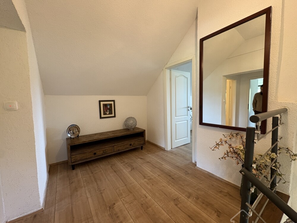 Doppelhaus 3-R 100qm Höchstadt Aischf 012