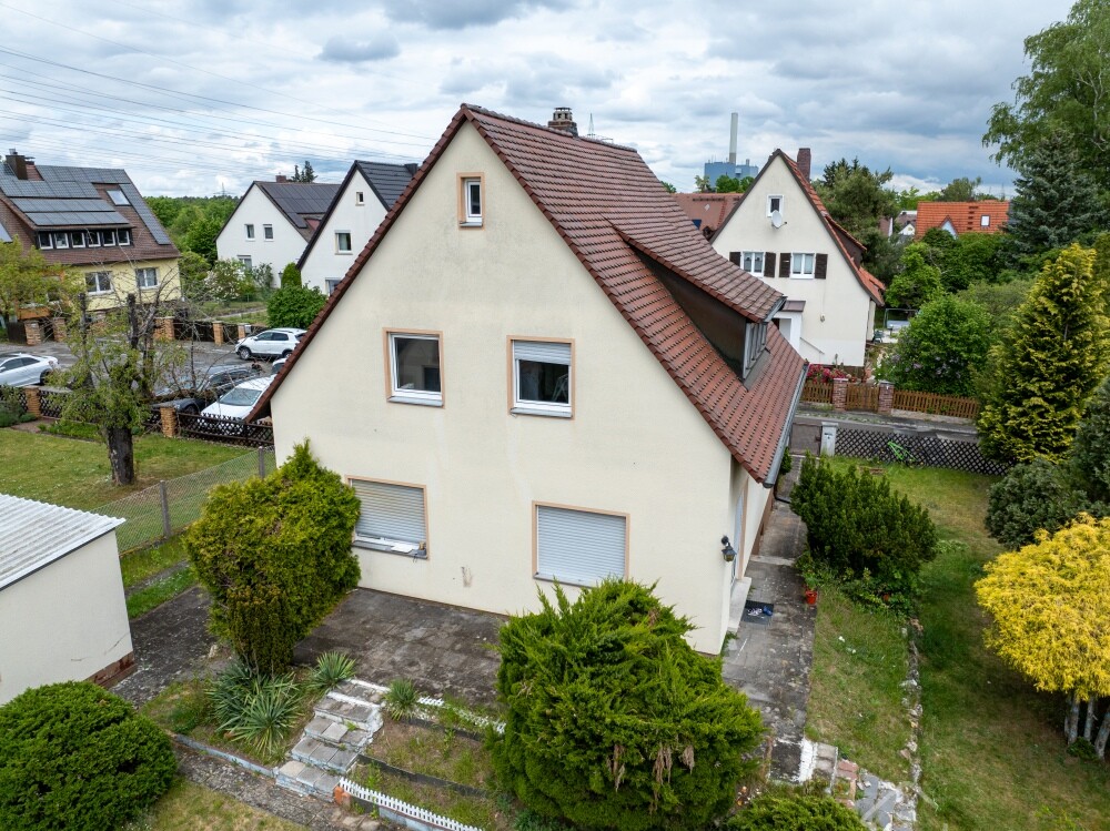 EFH und Grundstück Stein 016