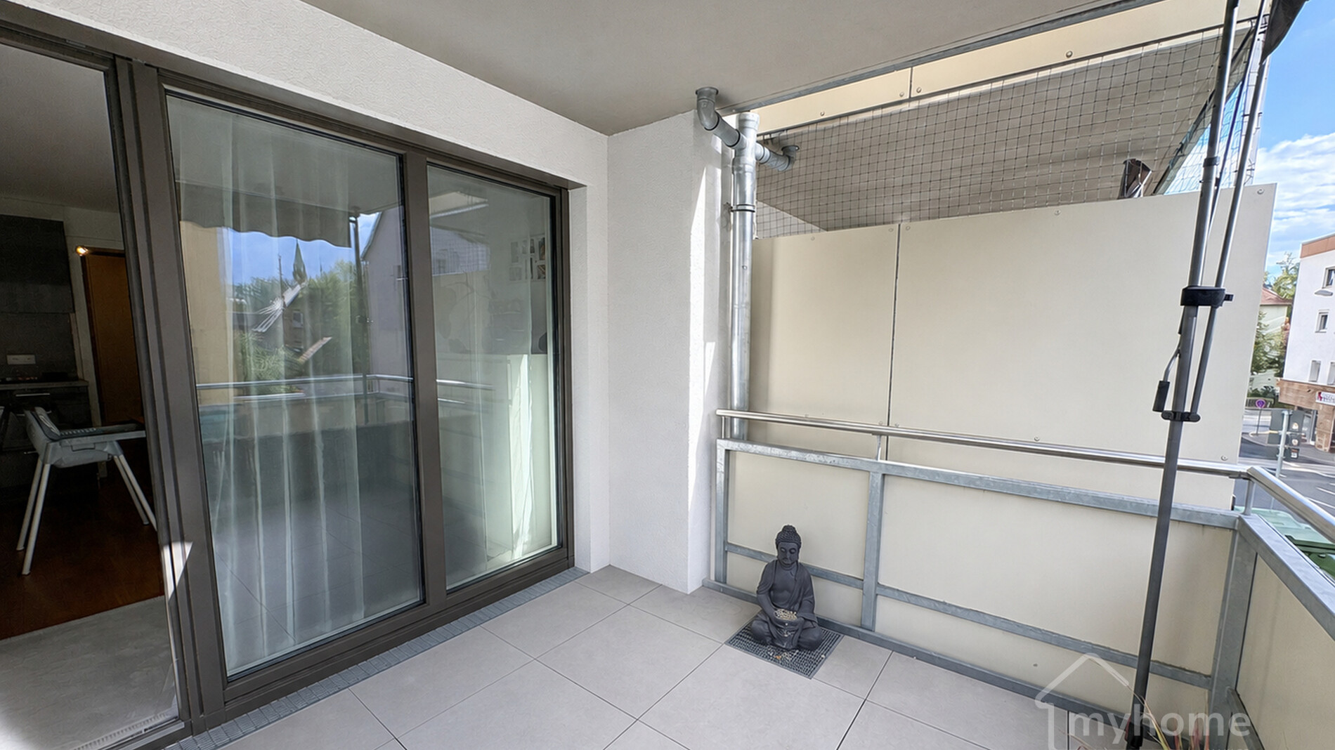 1167_021_Balkon_16x9