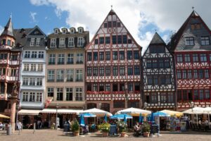 Bauzinsen August 2026: Seitwärtstrend vor EZB-Entscheid